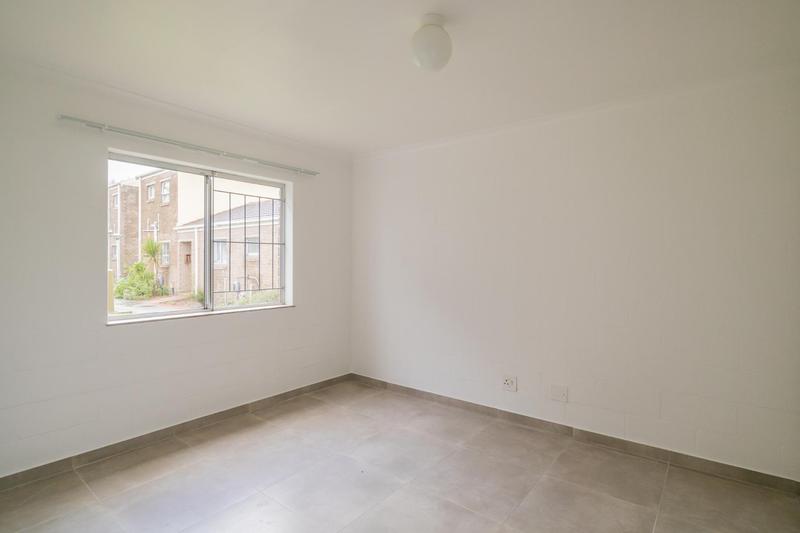 To Let 1 Bedroom Property for Rent in Diep River Western Cape